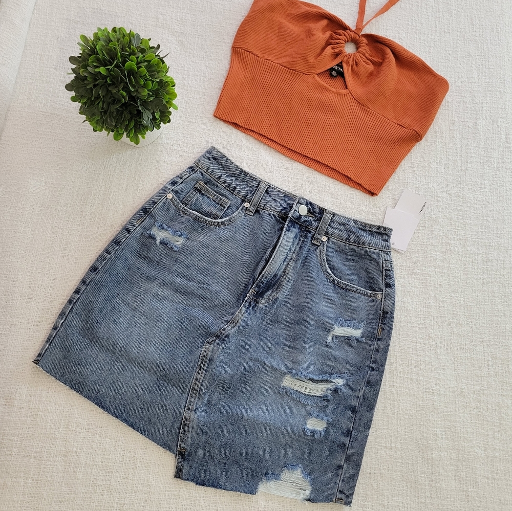 Just Fab Distressed Denim Skirt Size 25